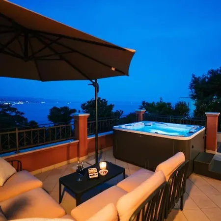Apartment Marid - Three Bedroom Opatija