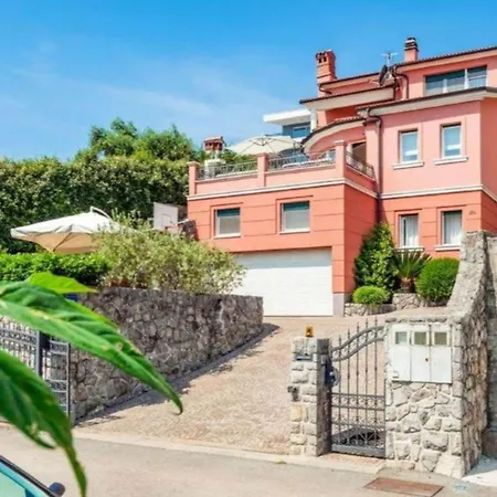 Marid - Three Bedroom Abbázia
